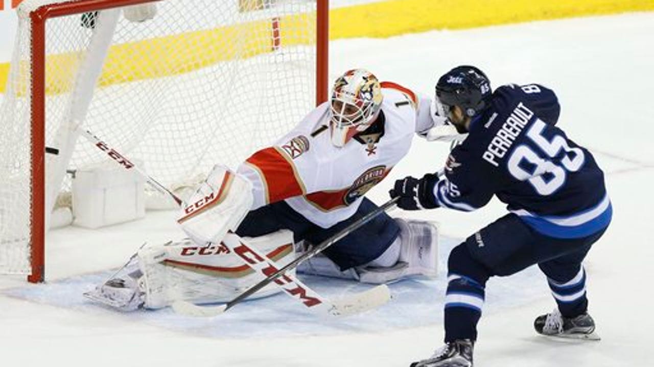 Perreault scores shootout winner, Jets beat Panthers 4-3 (Dec 15, 2016)